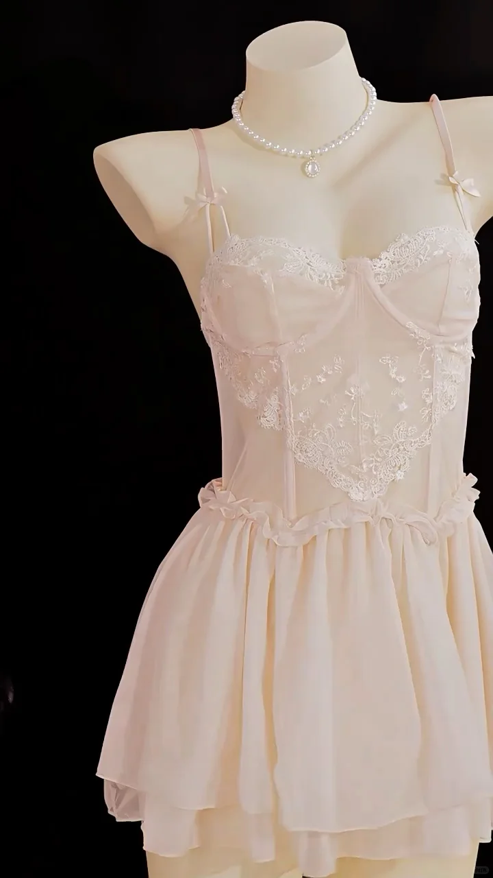 今晚炒菜穿她好吗？?