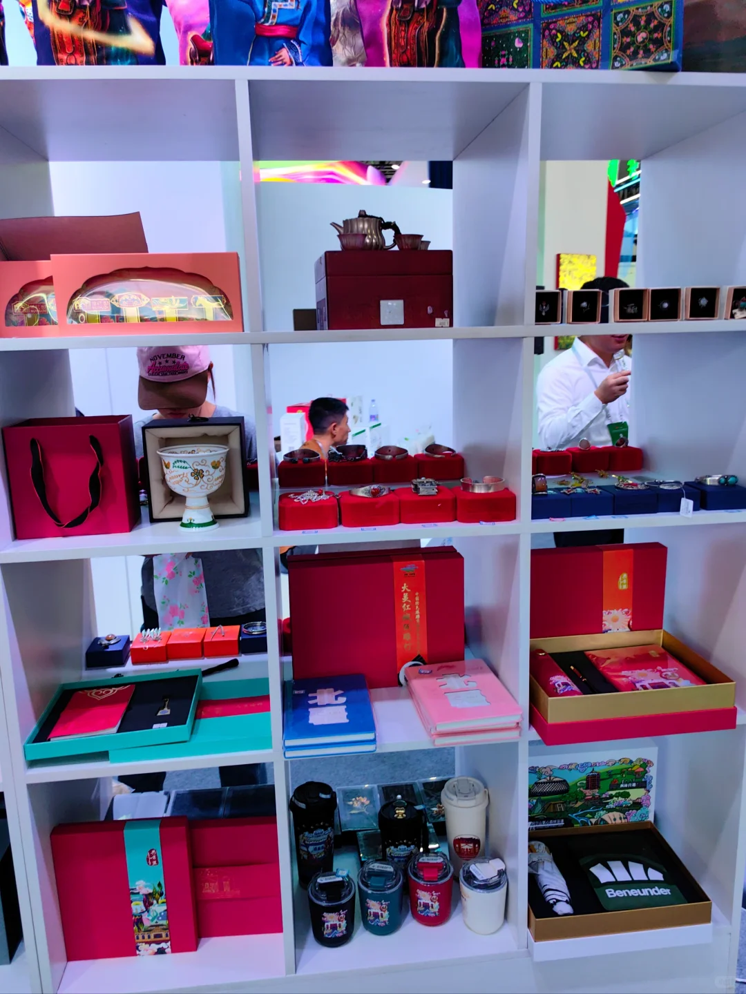 第八届内蒙古文博会正式开幕 好物多多