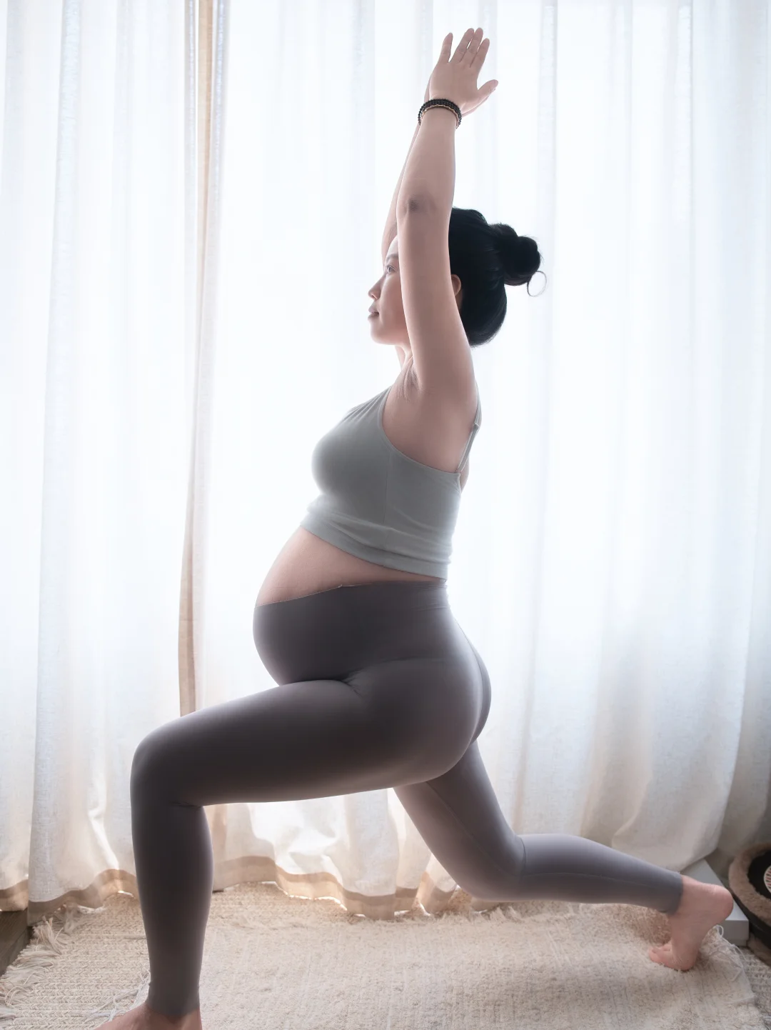 孕晚期还在动｜这条瑜伽裤给了我底气