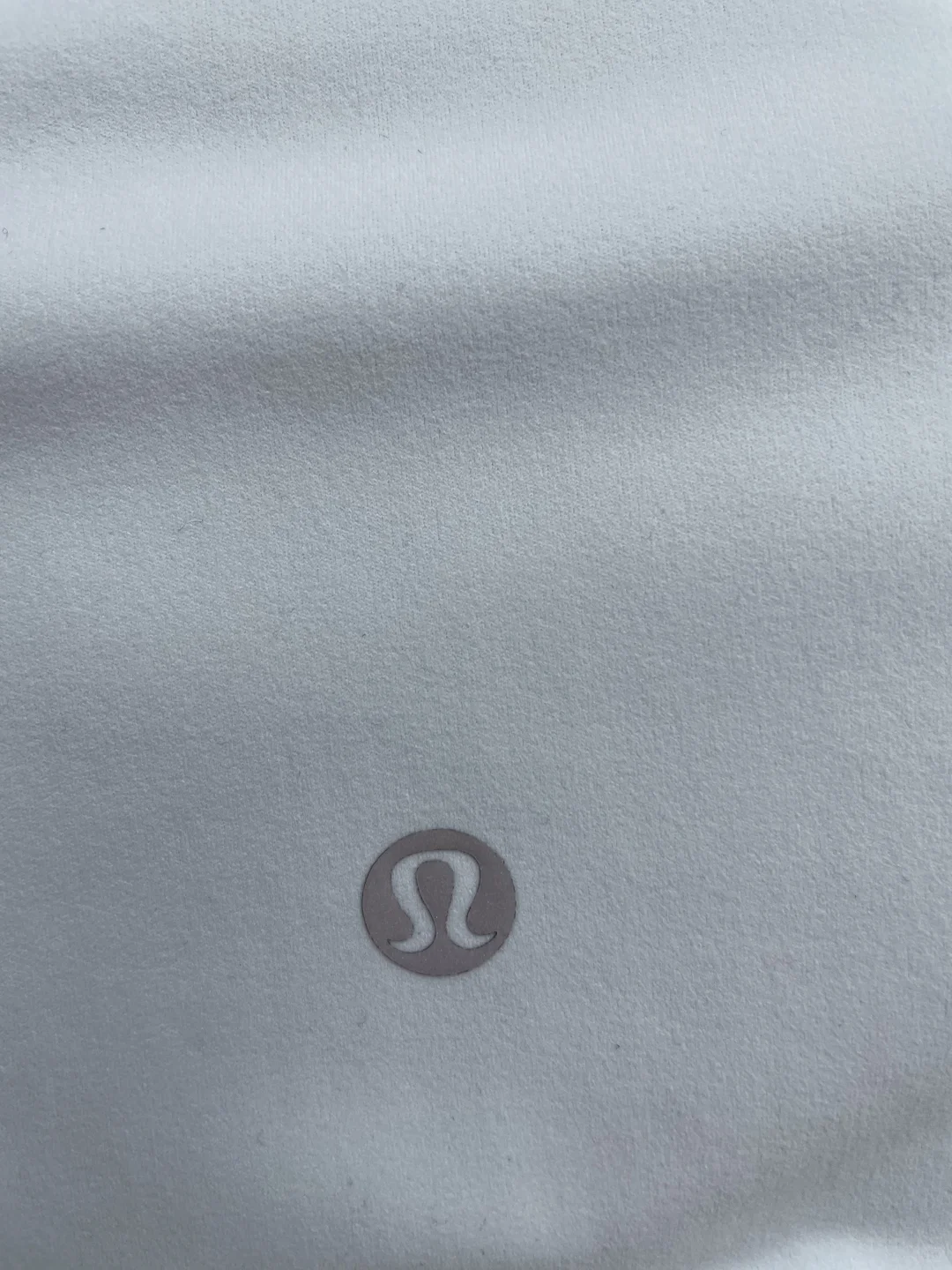 define透明蓝带手几天了 不敢穿出去怕认出