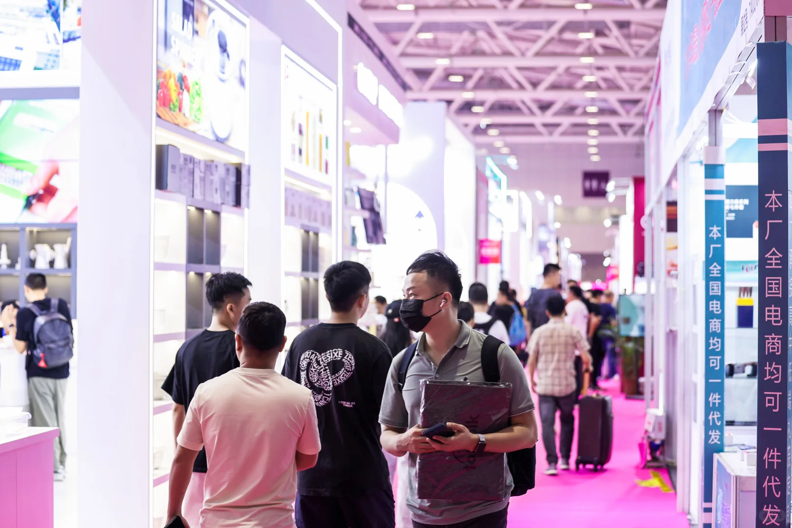 春日灵感补给站，逛展指南来咯！