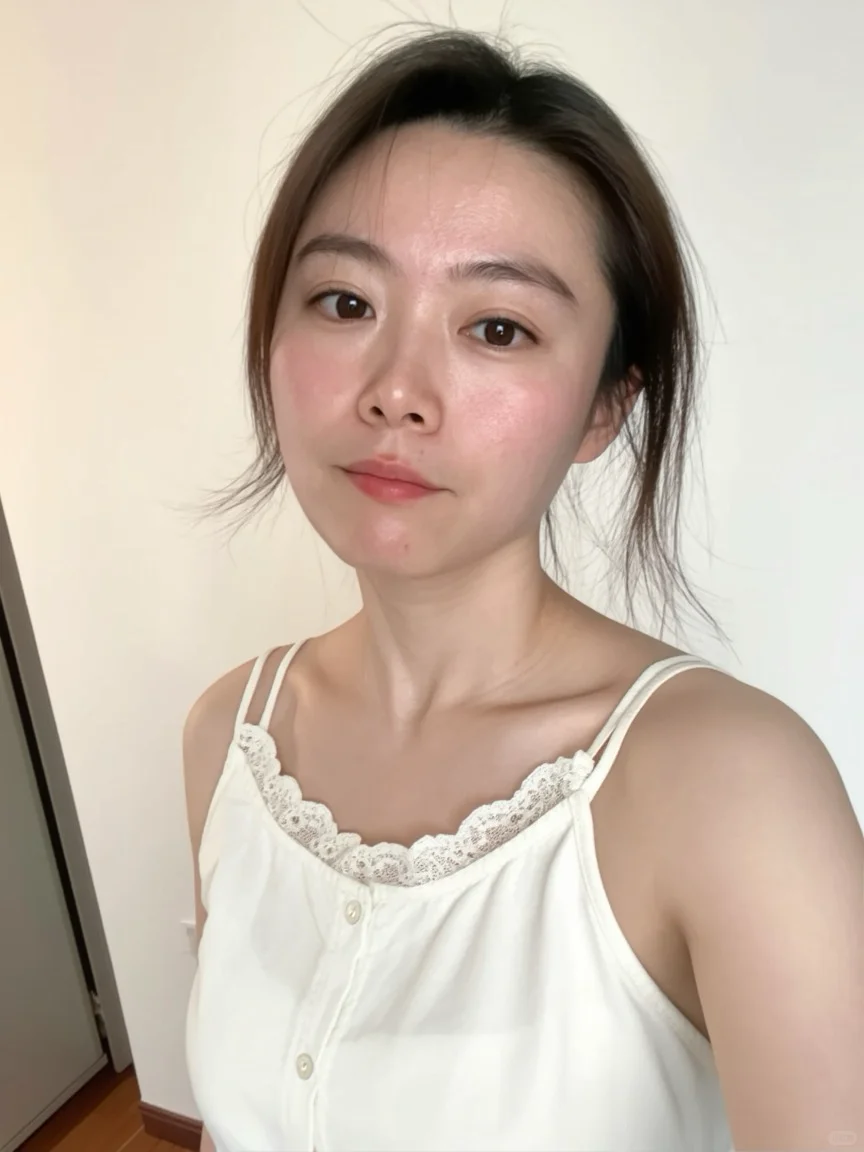 35岁懒得“端着”，舒服自在最是飒！