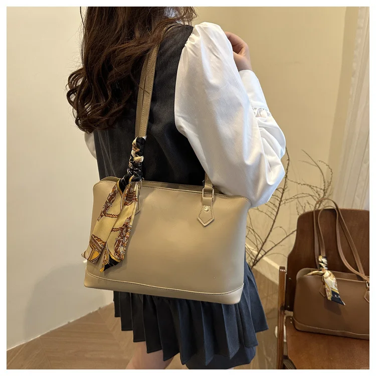 高级轻奢少妇感托特包?彰显女性魅力