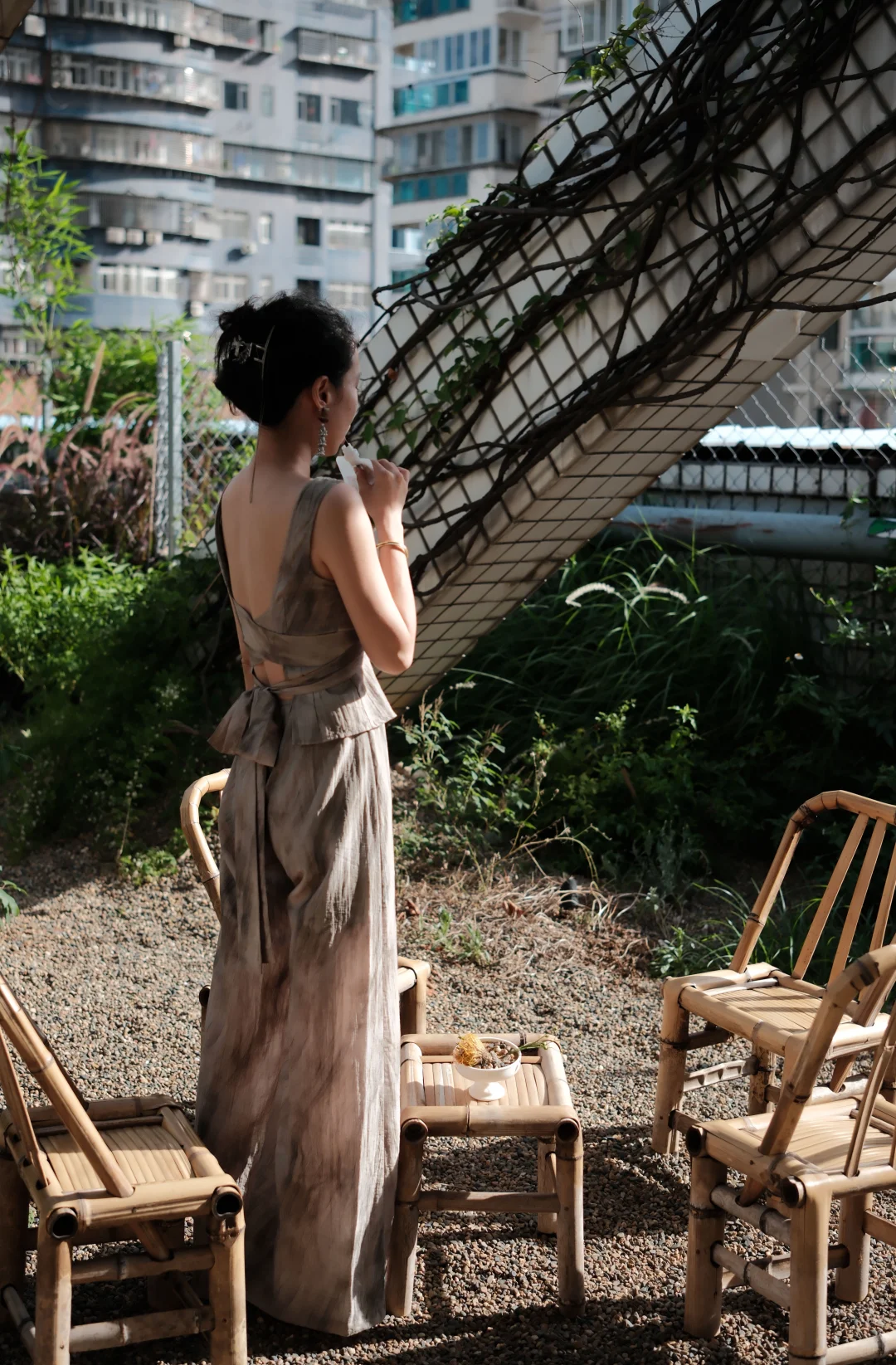 35+穿衣自由｜入伏晒晒背吧