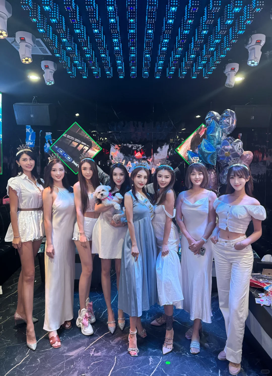 尔湾美少妇天团，女人至死是少女，哈哈哈哈