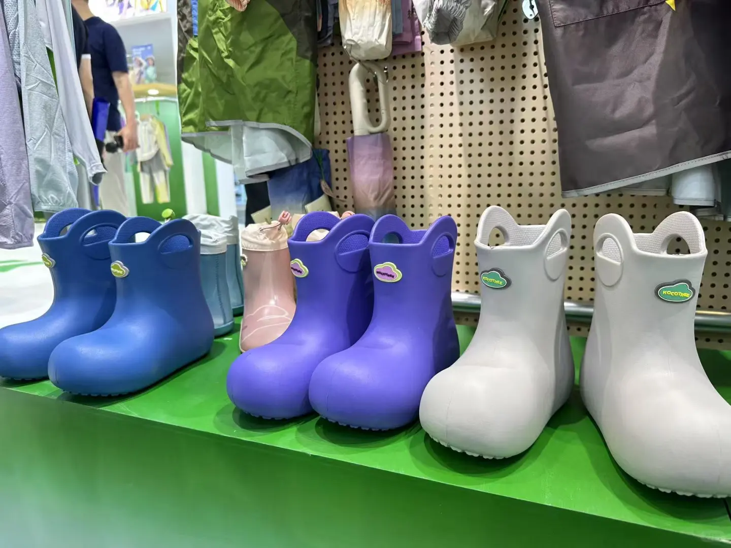 太好逛啦！参加CBME都得推车来扫货！