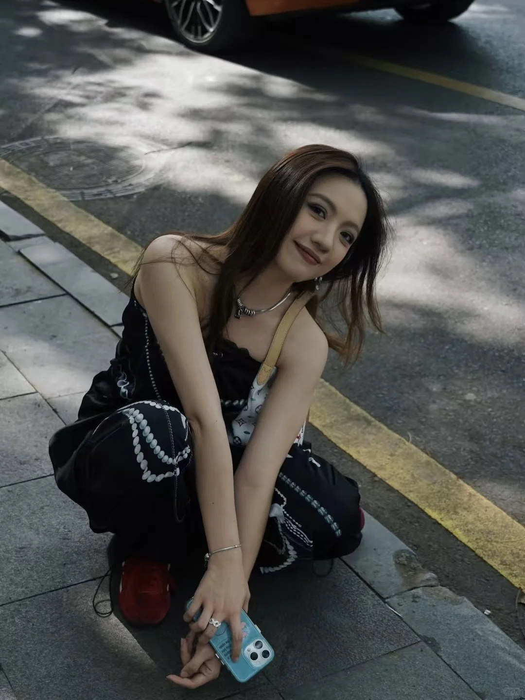 祝所有女性穿衣自由、胸围自由