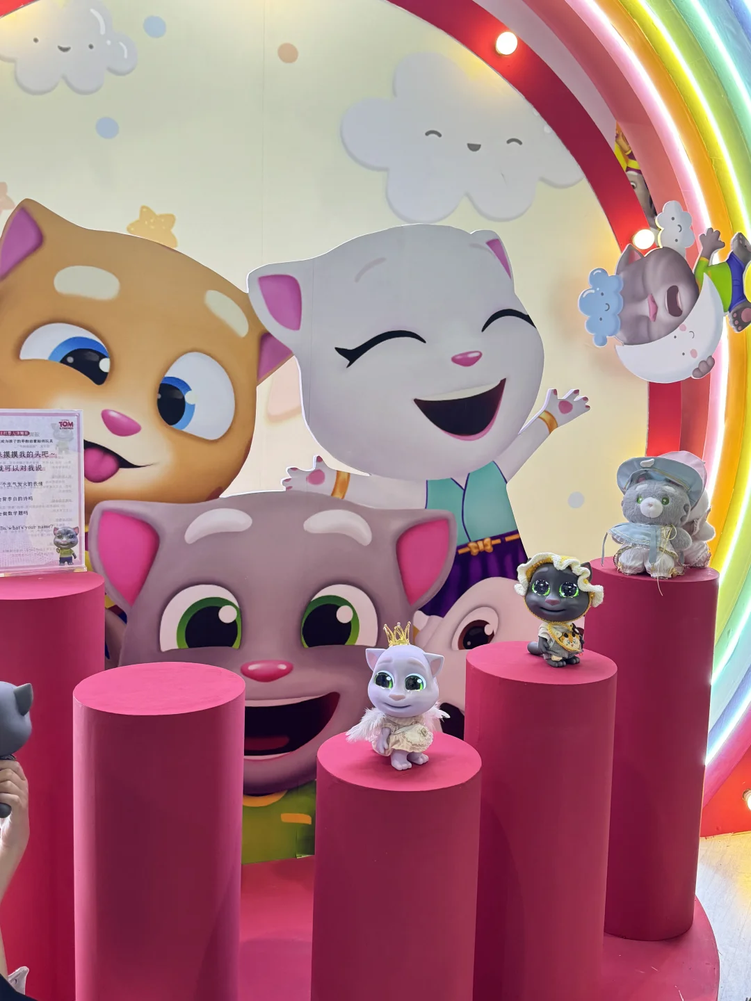 太好逛啦！参加CBME都得推车来扫货！