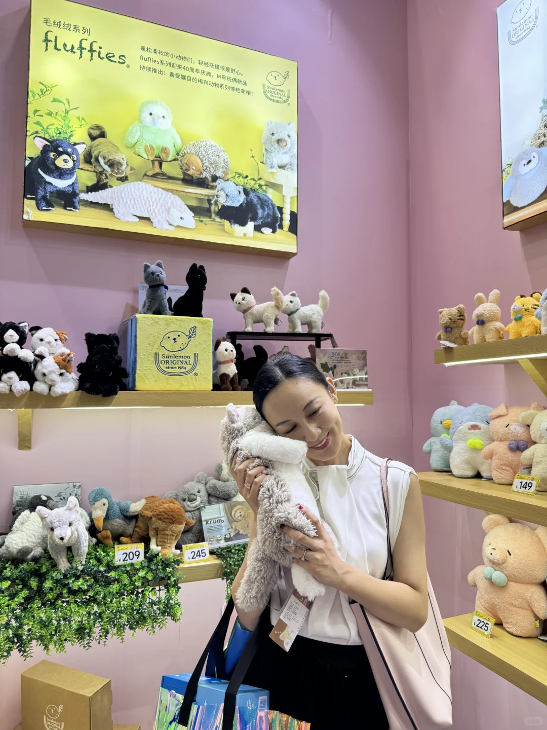 太好逛啦！参加CBME都得推车来扫货！