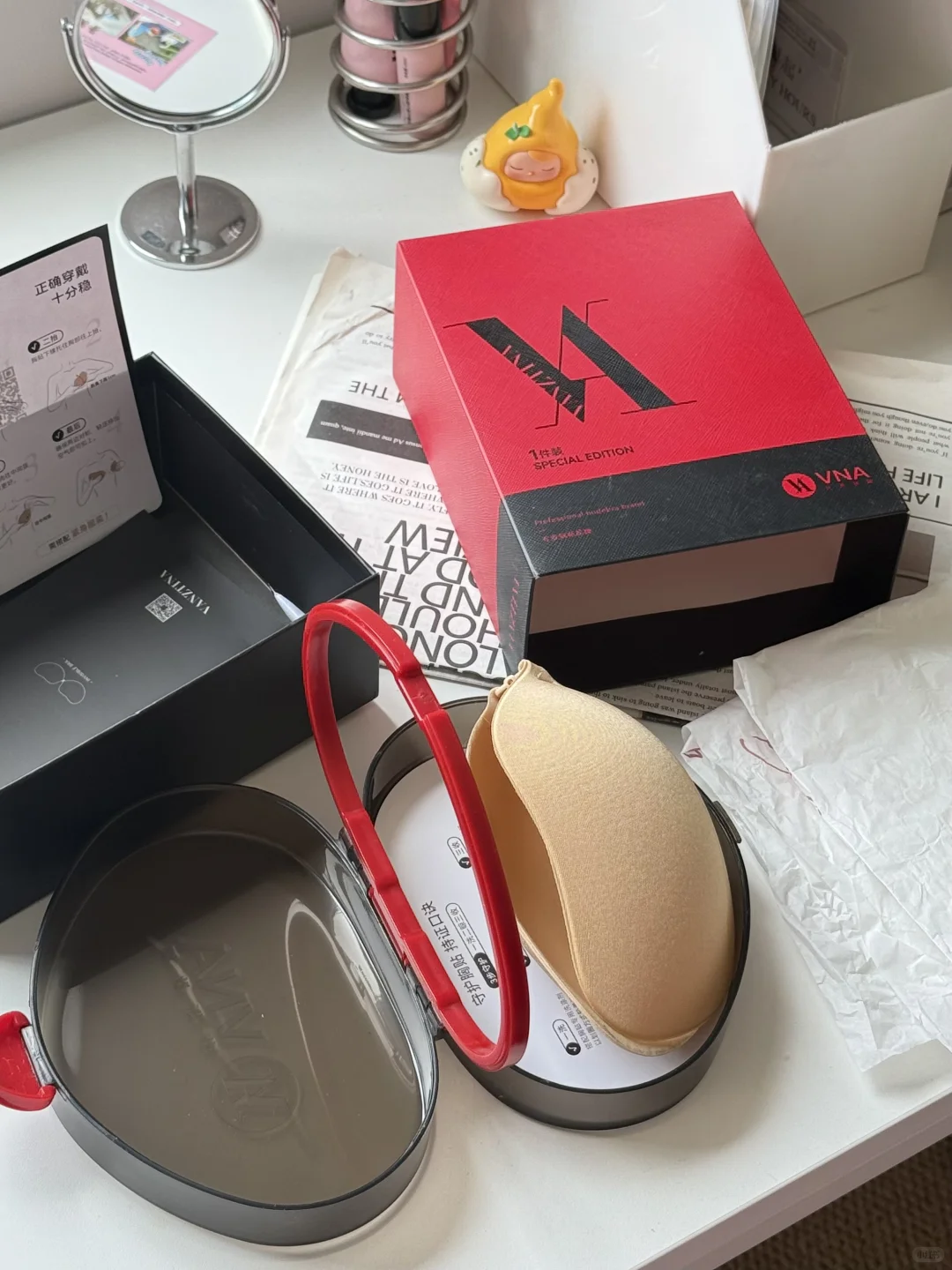 祝所有女性穿衣自由、胸围自由