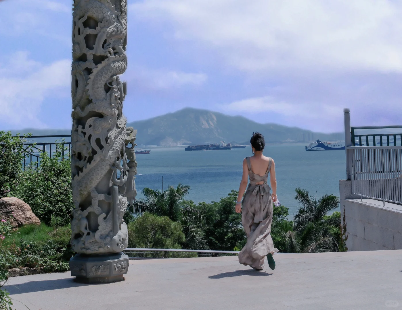 35+穿衣自由｜入伏晒晒背吧