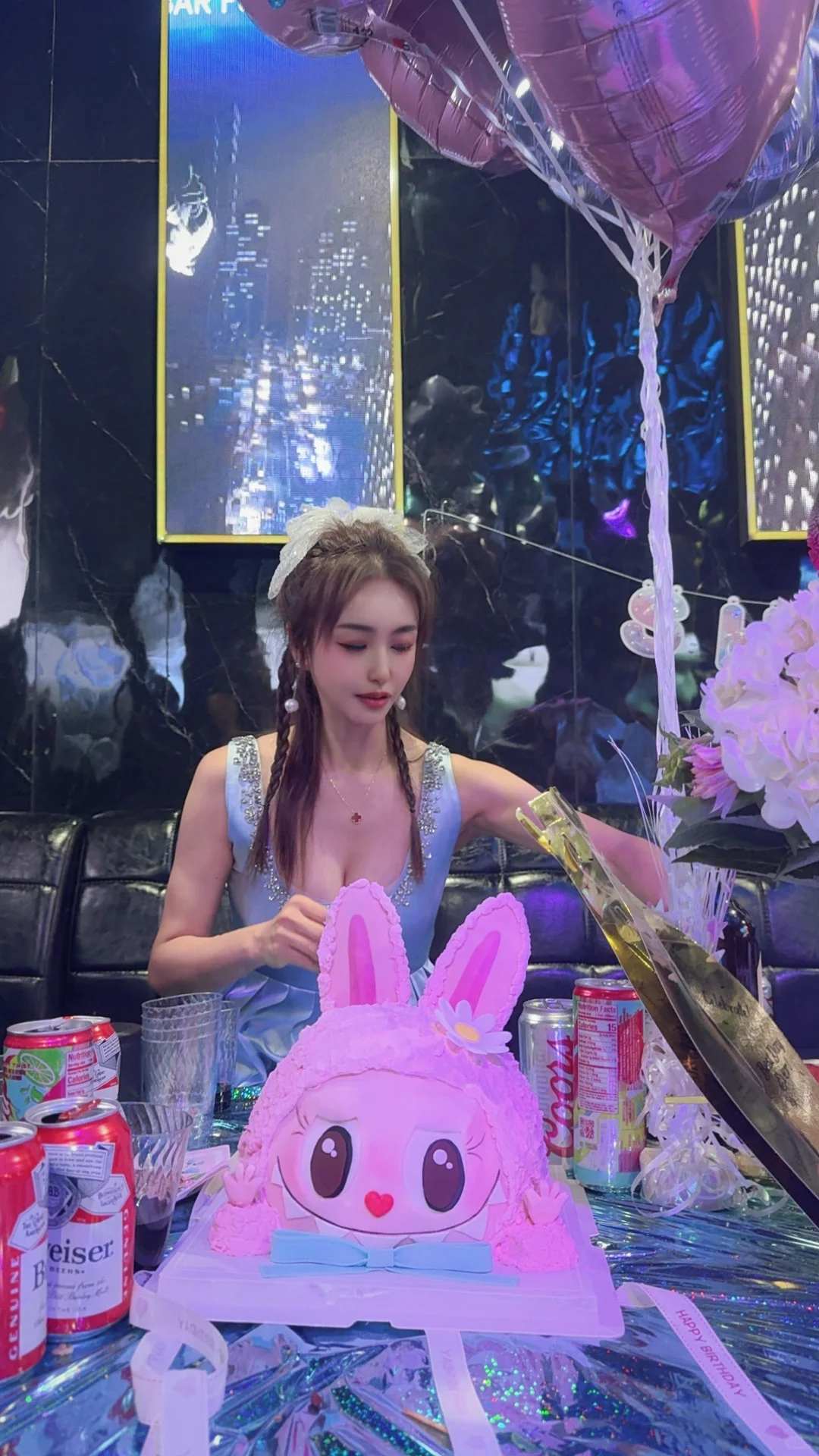 尔湾美少妇天团，女人至死是少女，哈哈哈哈