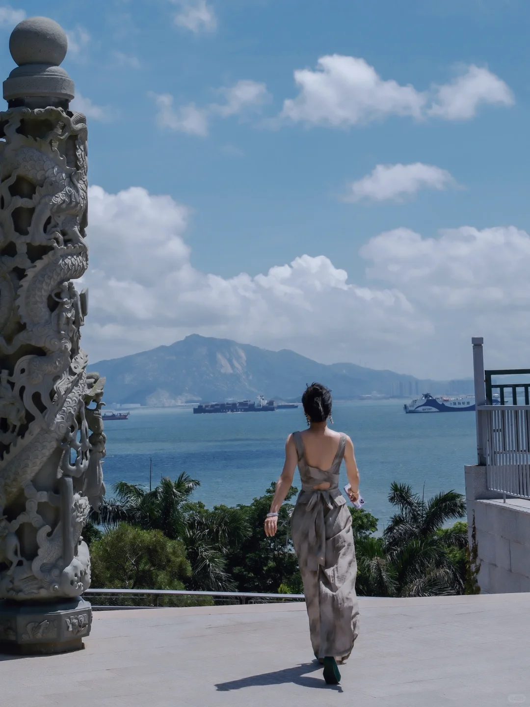 35+穿衣自由｜入伏晒晒背吧