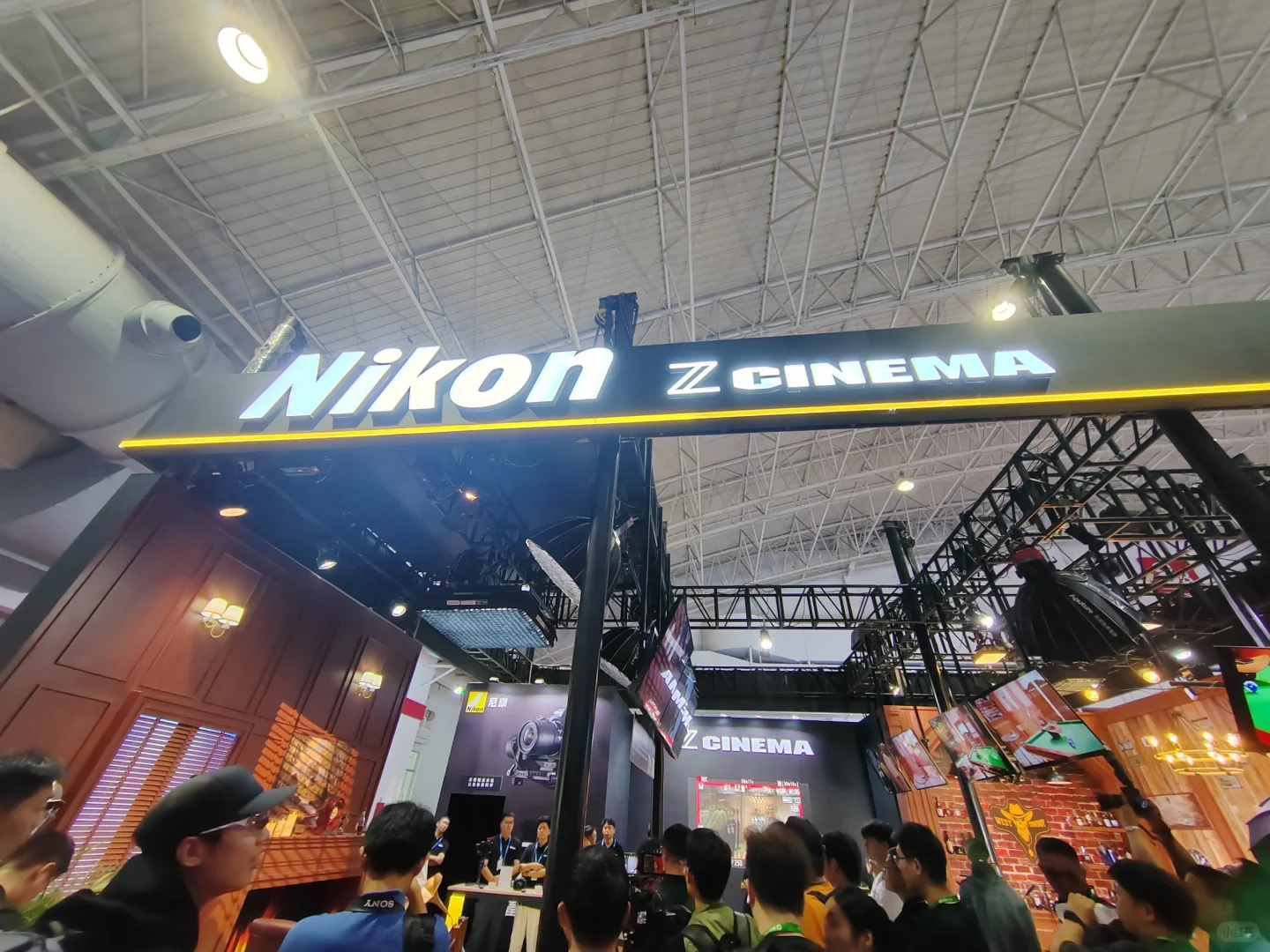 尼康展位惊喜太大了