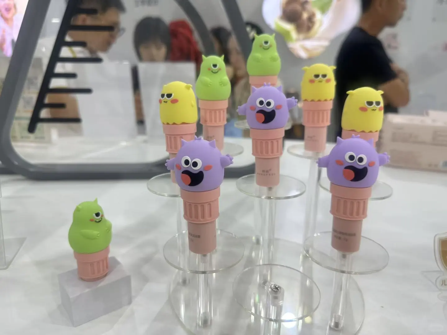 太好逛啦！参加CBME都得推车来扫货！