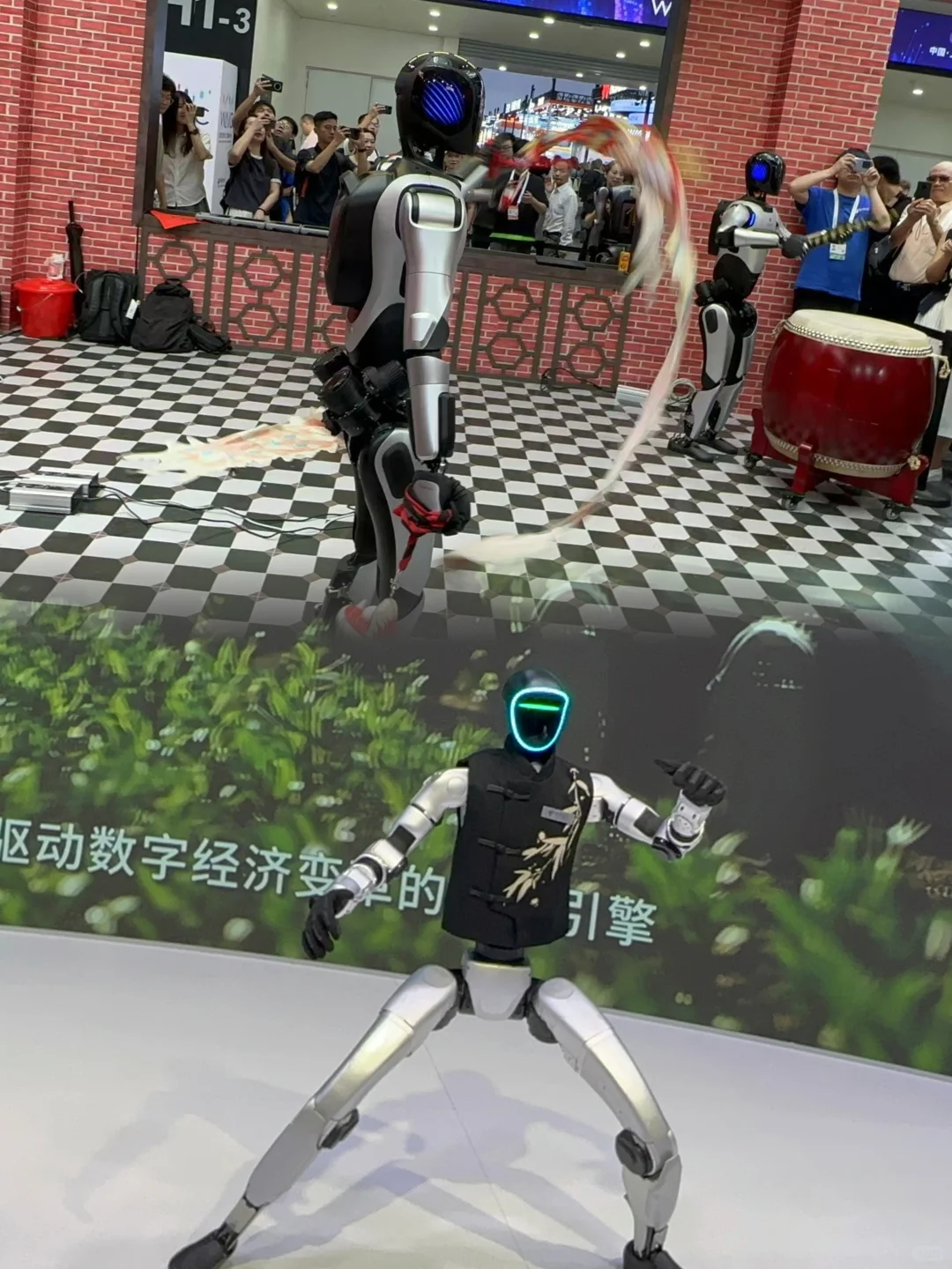 ?2025 WAIC 世界人工智能大会逛展全指南