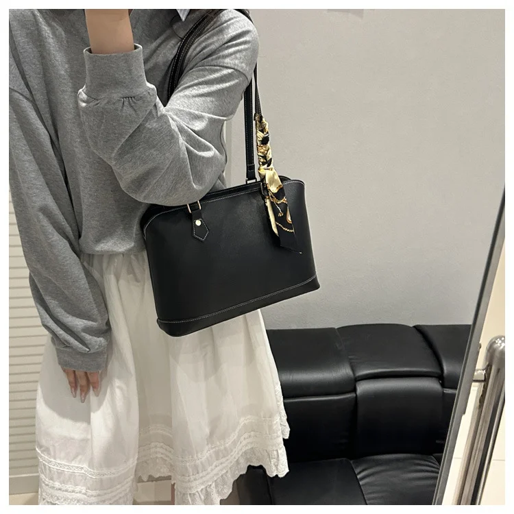 高级轻奢少妇感托特包?彰显女性魅力