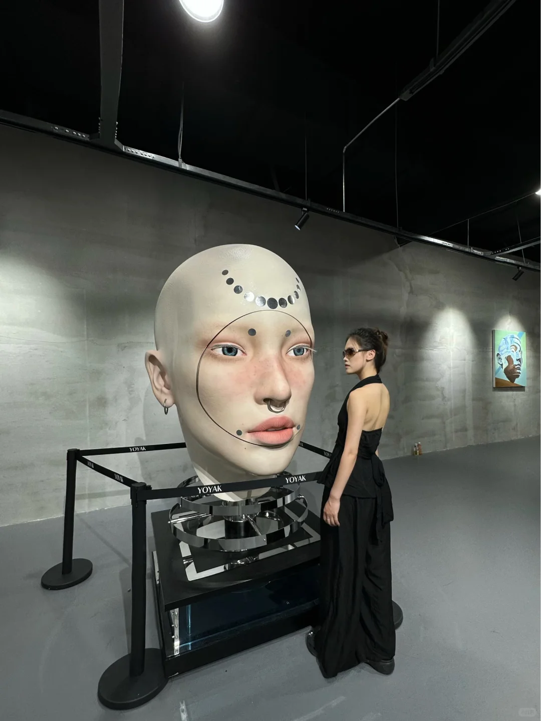 贵阳万象城巨脸展，科幻浪潮来袭