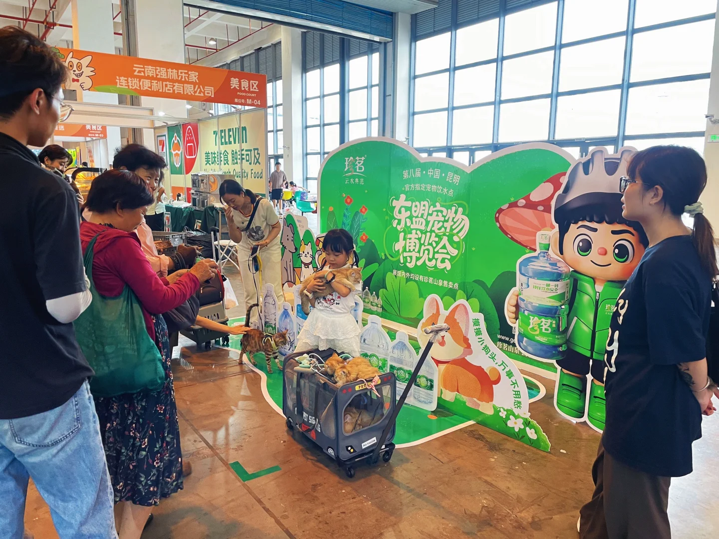 ☕️咖啡醇香?宠物超萌，简直不要太好逛啦！