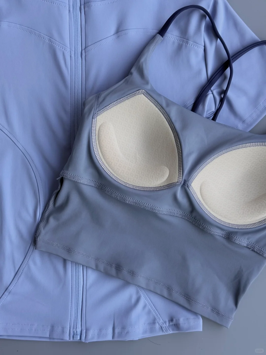 才60+?的运动两件套，还要什么大牌！！