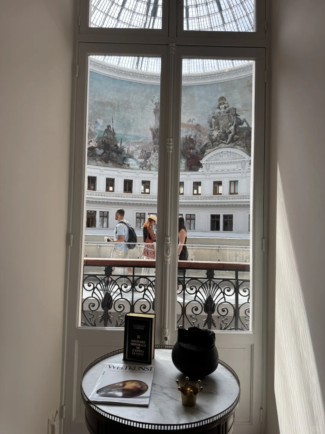 来巴黎看了这个清凉一夏的展