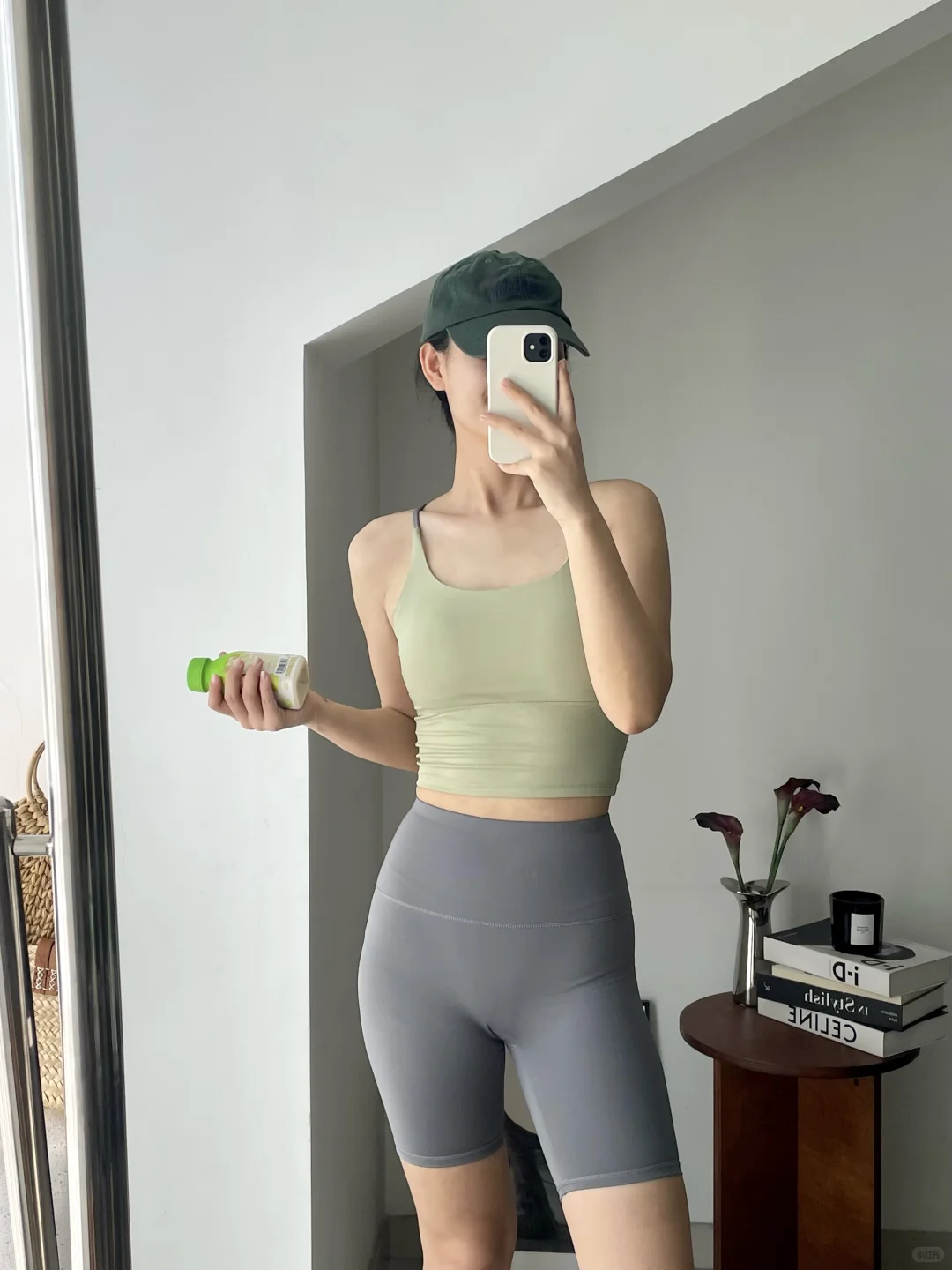 太绝了!!! 刚上新就卖了上万件的吊带