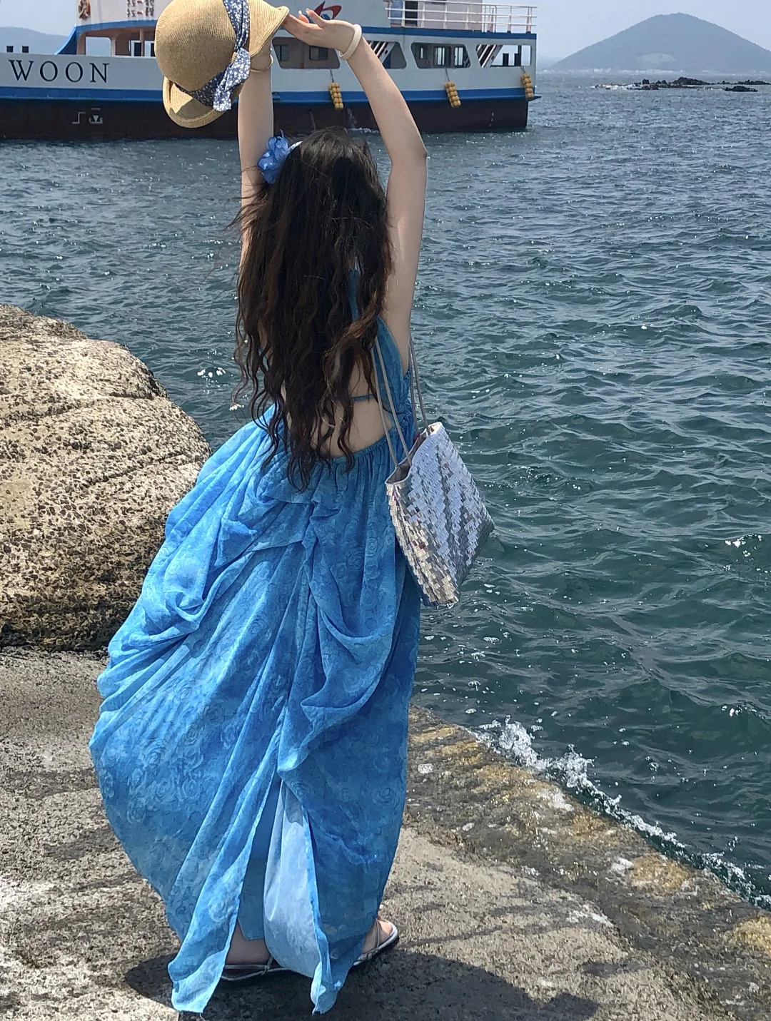 我天！！！被这个?露背裙美晕了！！泰漂亮辣