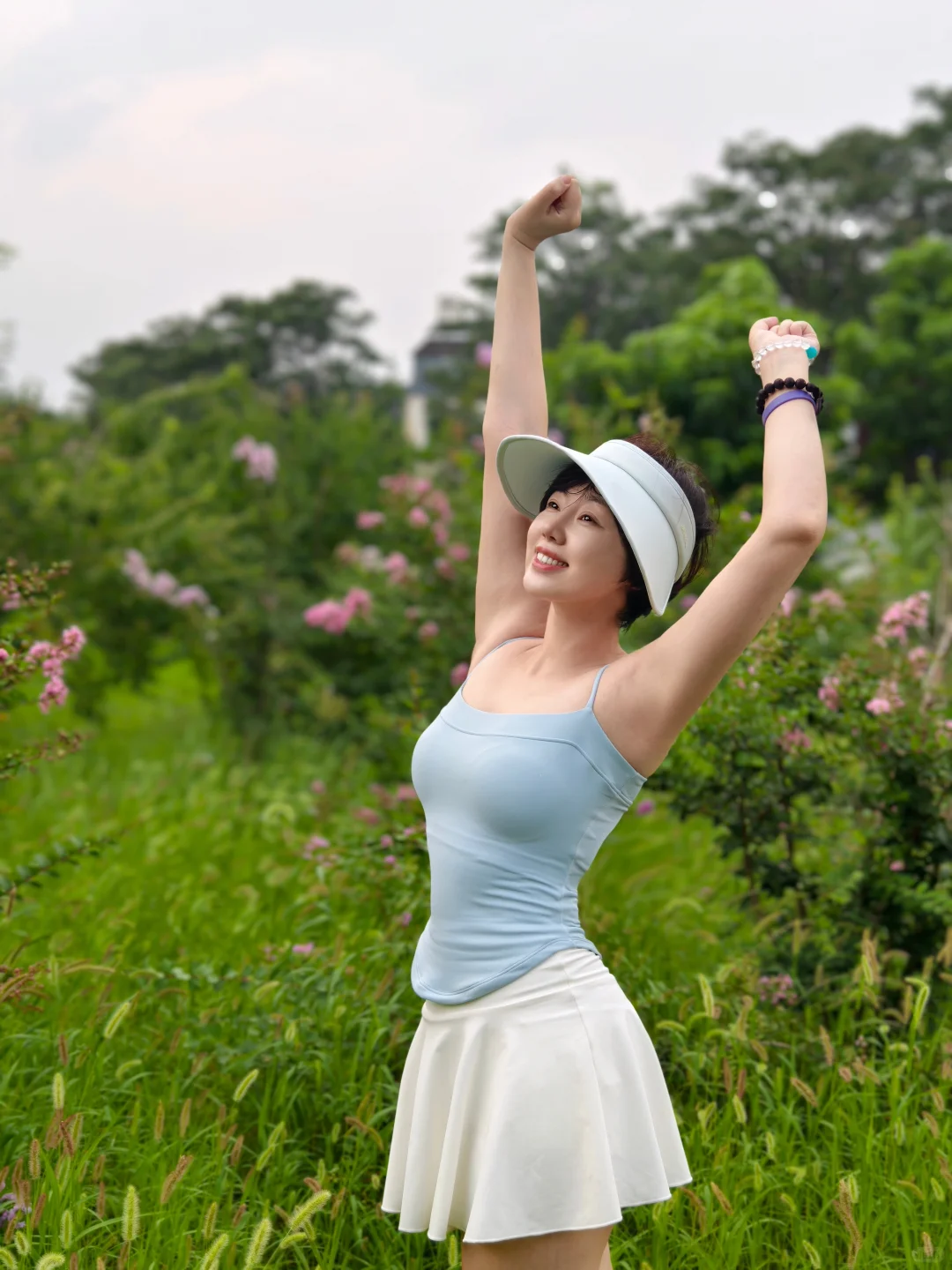 瑜伽服和大自然才是绝配✨