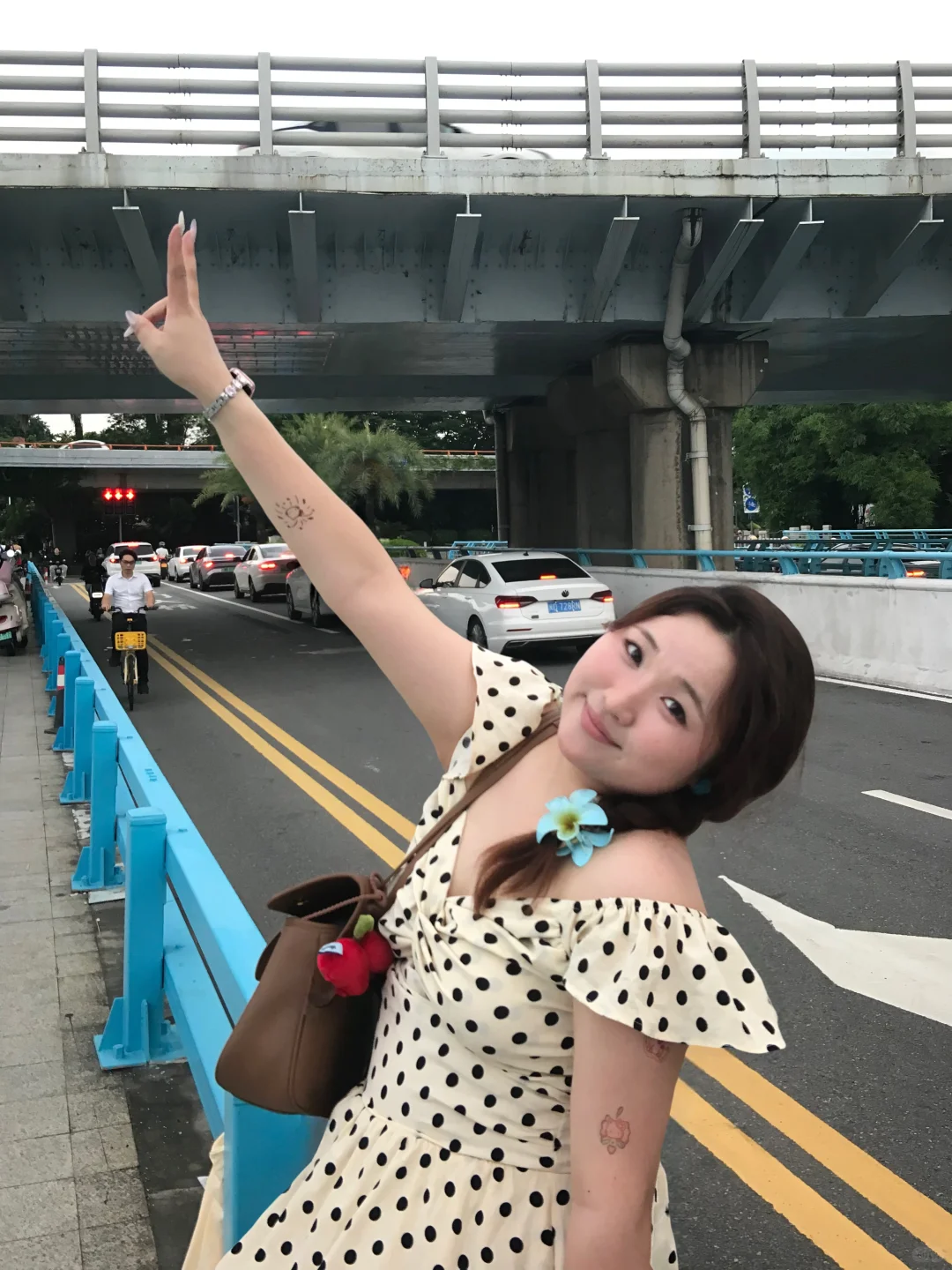 想露就露穿衣自由