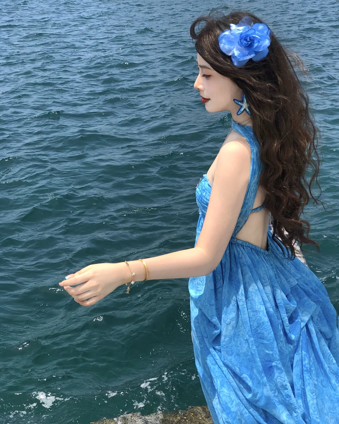 我天！！！被这个?露背裙美晕了！！泰漂亮辣