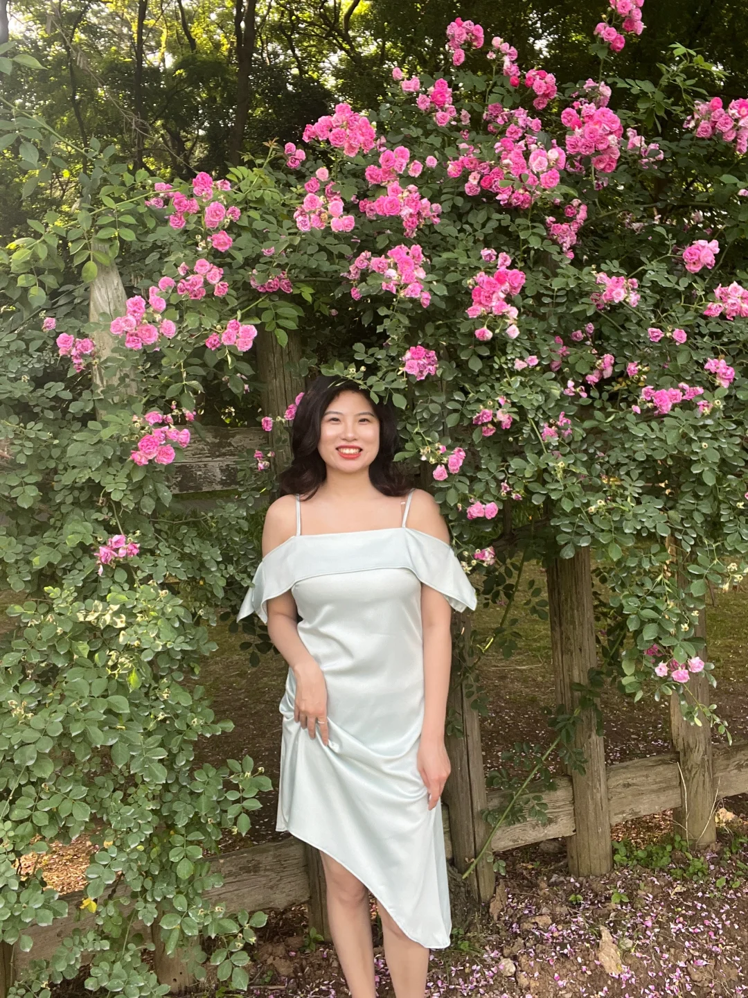 苹果型身材拍照战袍 设计感一字肩连衣裙