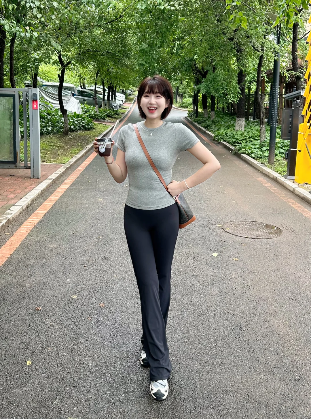 37岁122斤｜打工牛马的瑜伽裤look