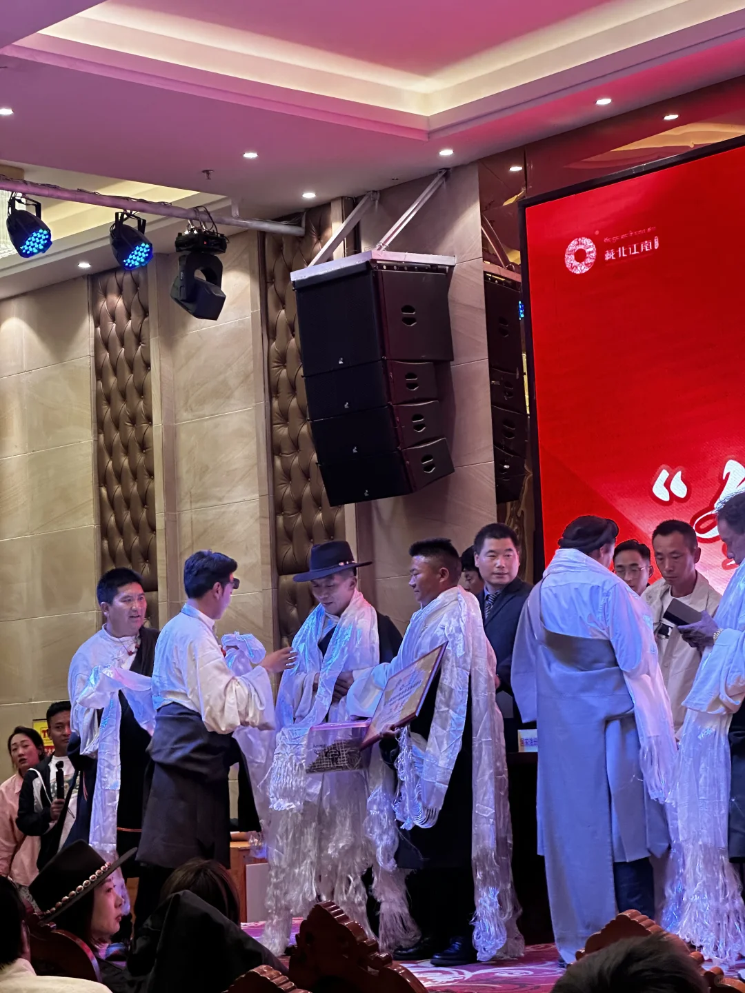 我县冬虫夏草展销会荣获佳绩！