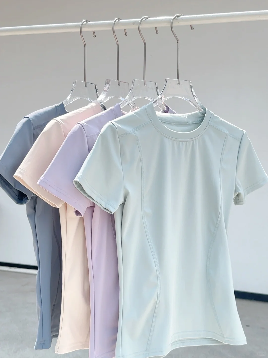 阳光下☀️19.9?多巴胺短袖的快乐～又出新色