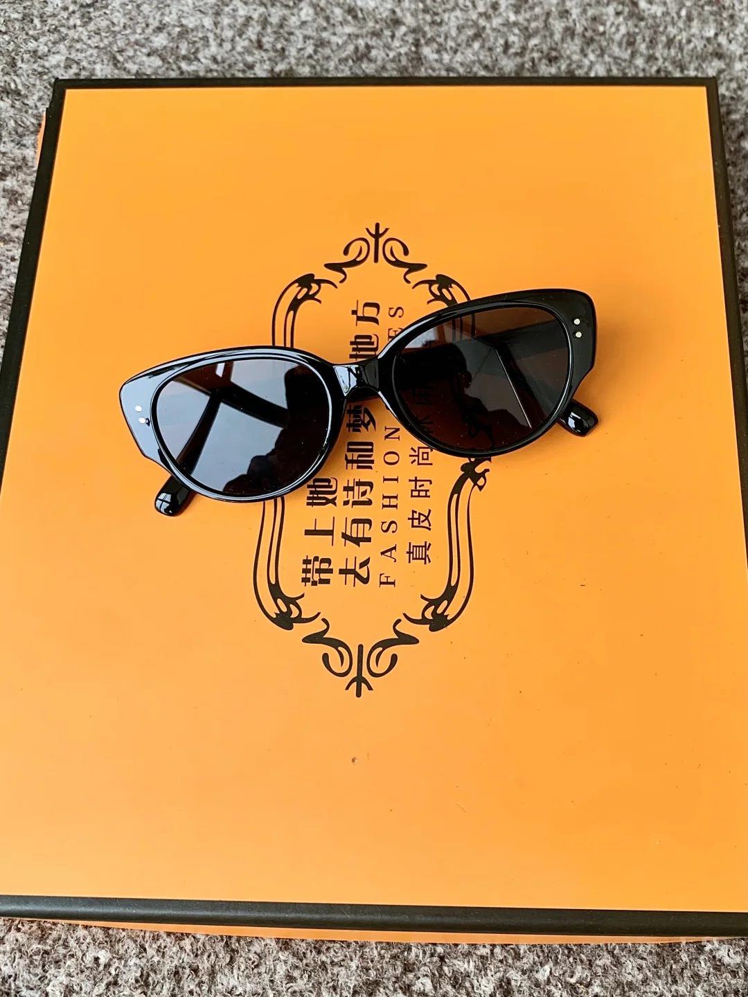 泰裤辣！辣妹本命墨镜?️！！