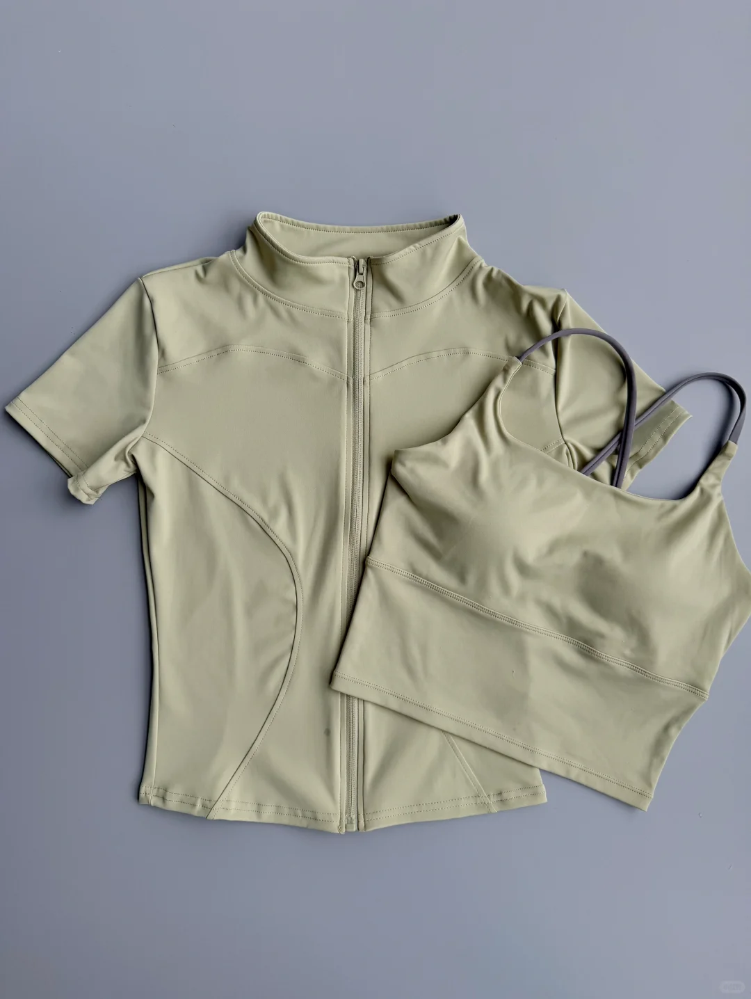 才60+?的运动两件套，还要什么大牌！！