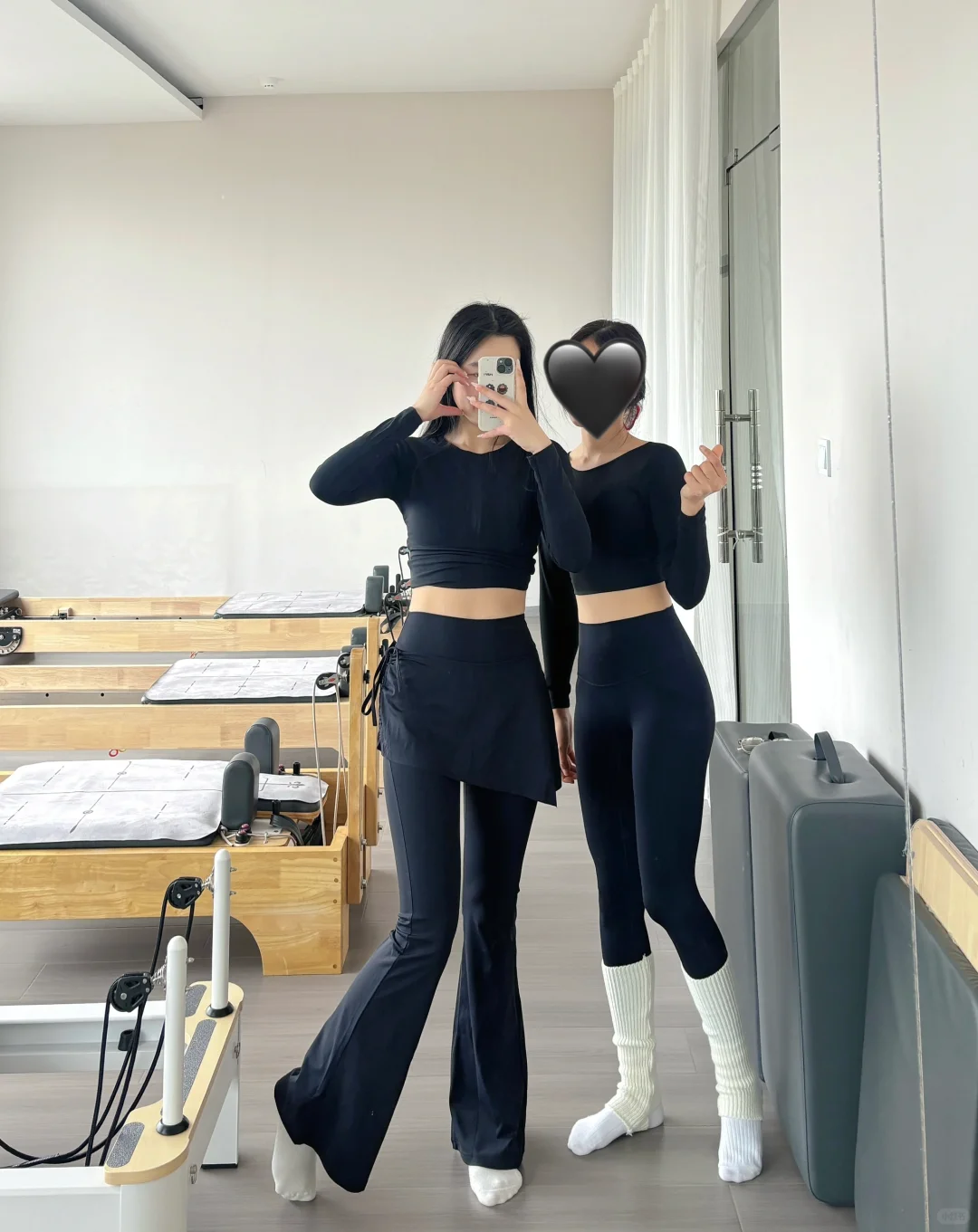 15套姐妹多巴胺瑜伽穿搭?瑜伽就这么穿！