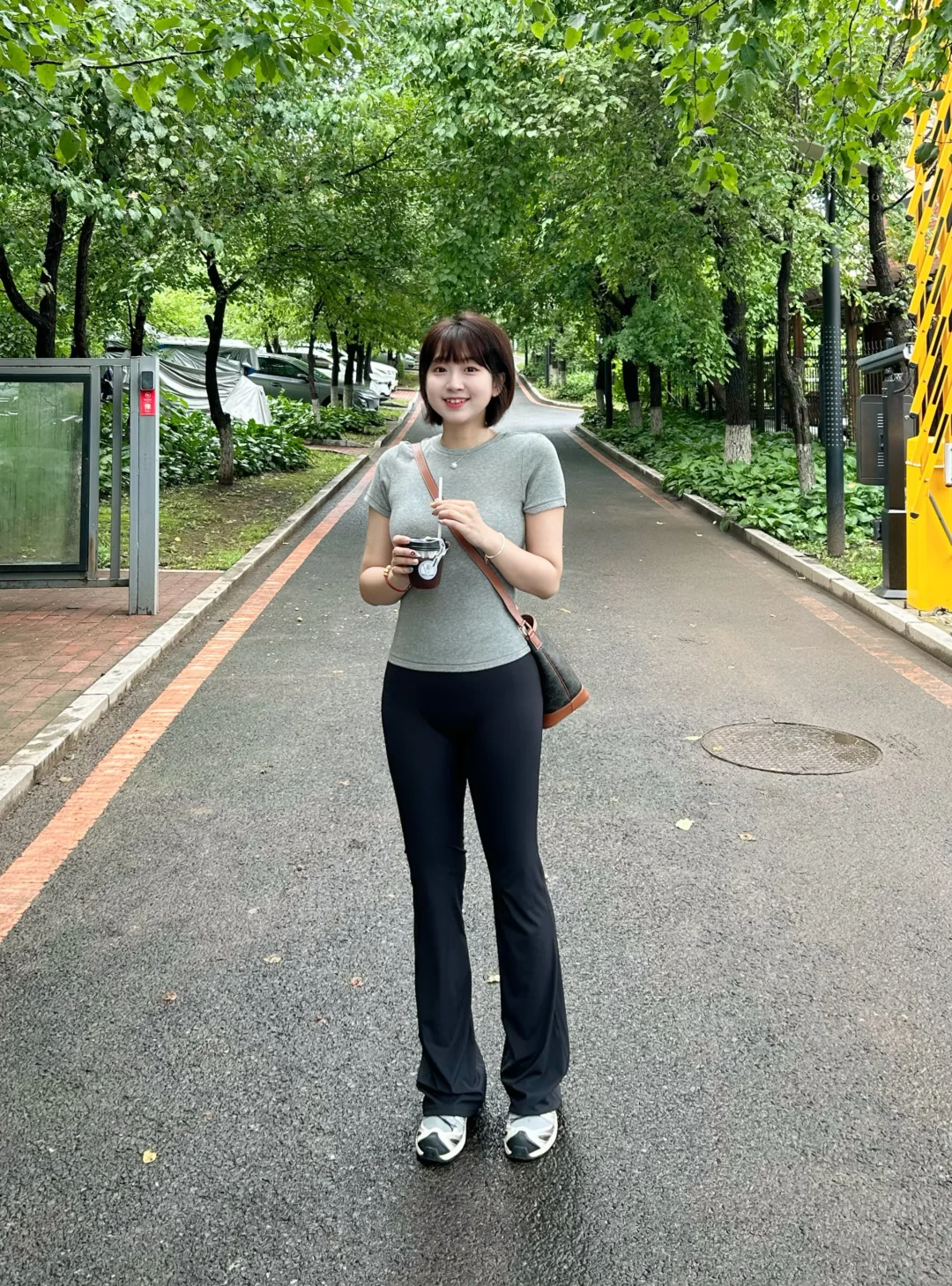 37岁122斤｜打工牛马的瑜伽裤look