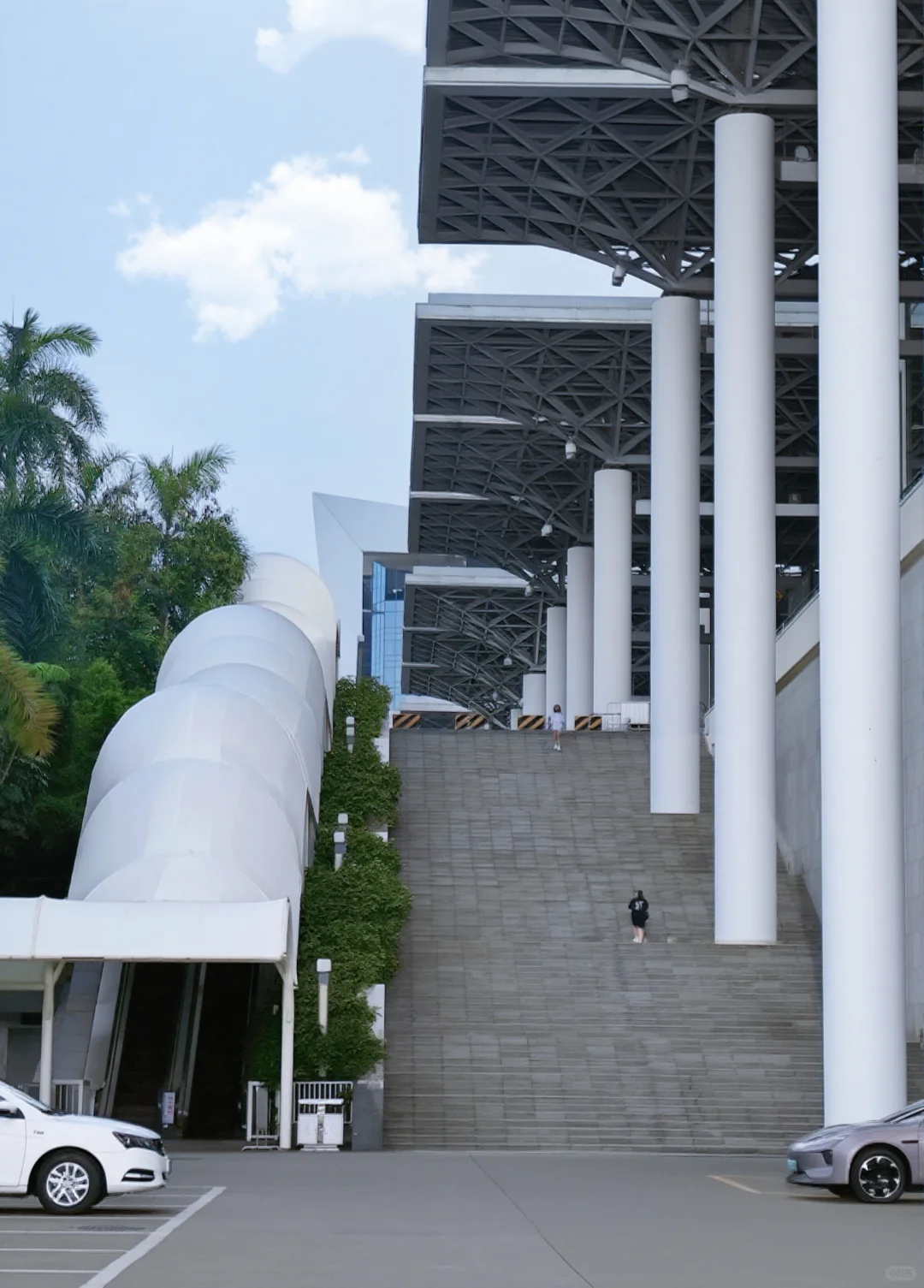 南宁会展中心 D 区二层? 打卡机位