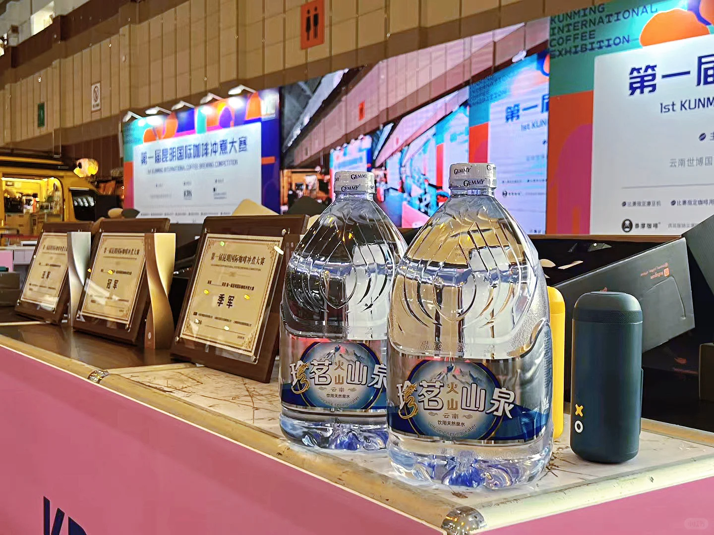 ☕️咖啡醇香?宠物超萌，简直不要太好逛啦！