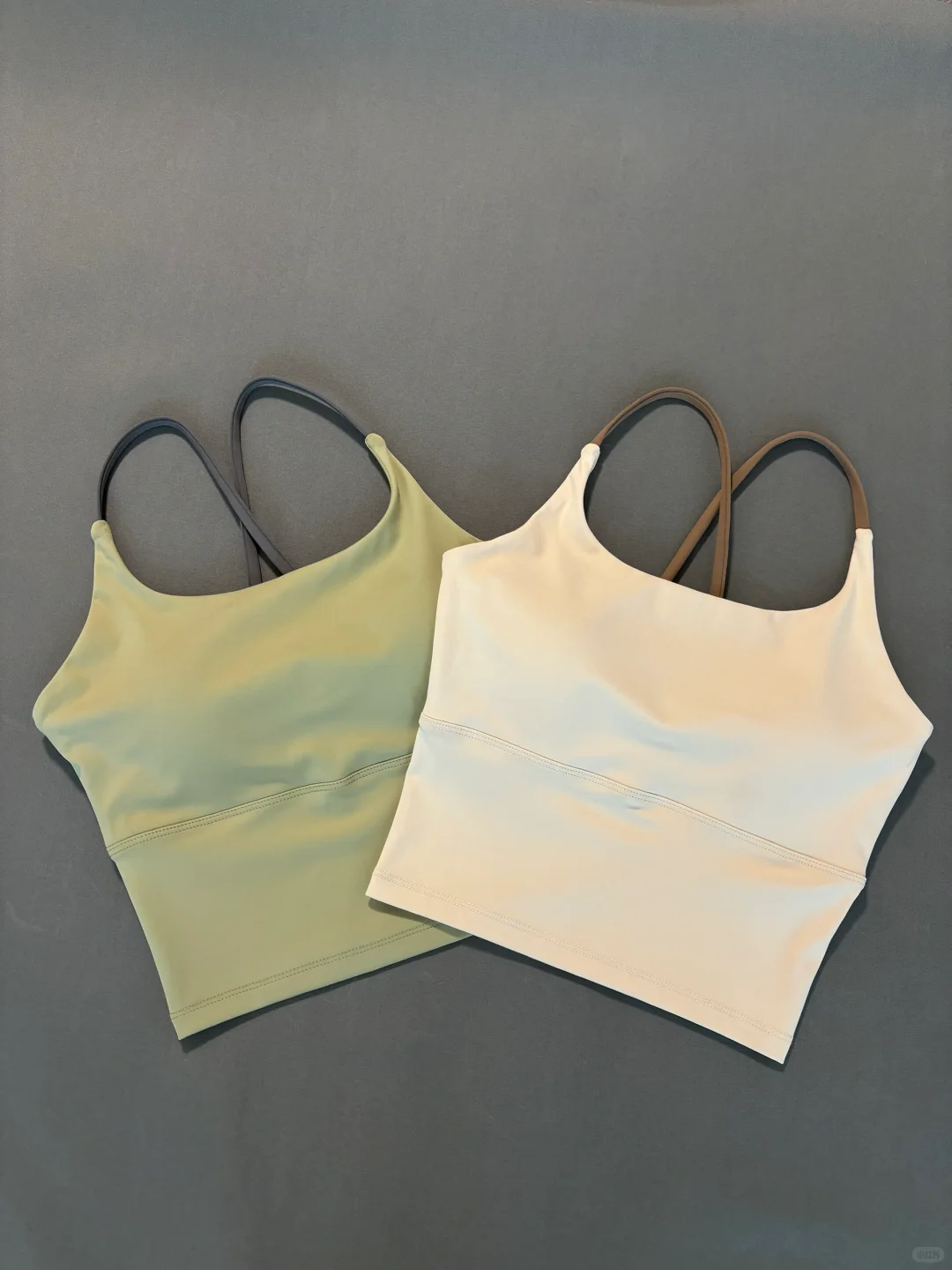 太绝了!!! 刚上新就卖了上万件的吊带