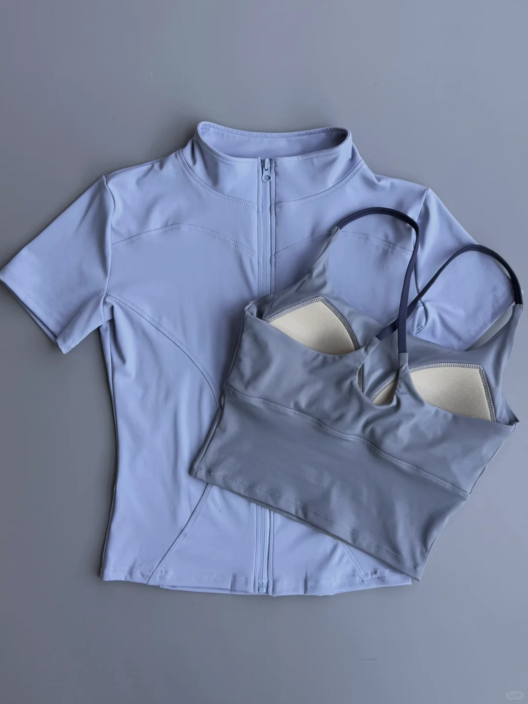 才60+?的运动两件套，还要什么大牌！！