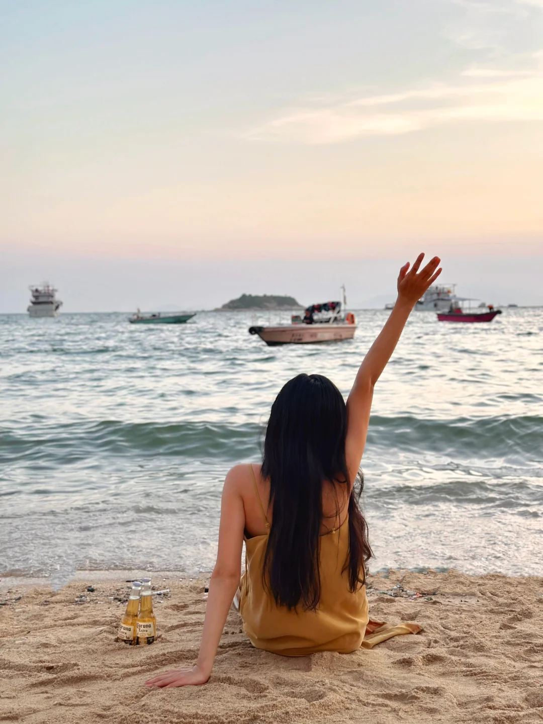 存一些海边沙滩拍照姿势｜九张赢麻py圈?