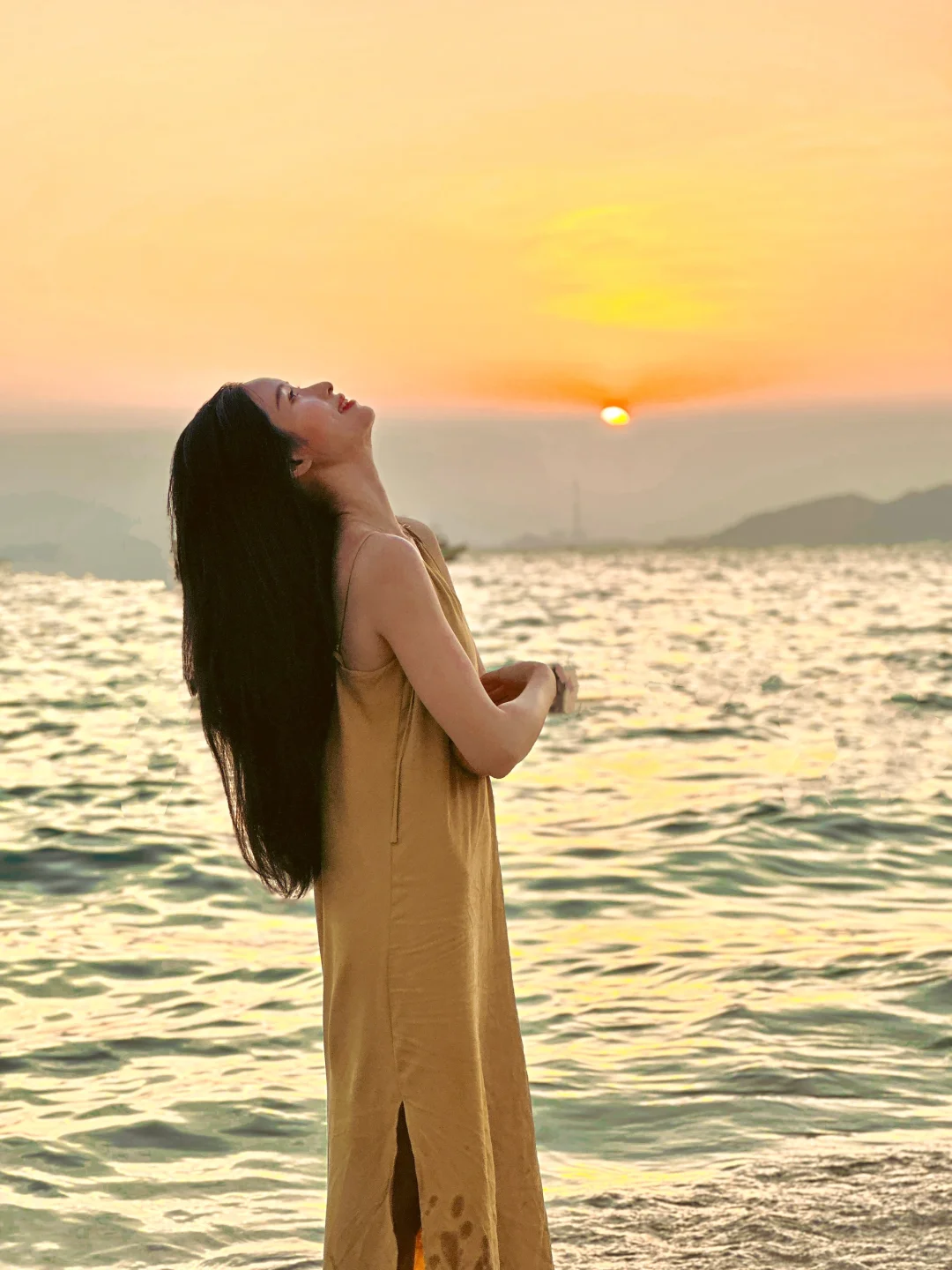 存一些海边沙滩拍照姿势｜九张赢麻py圈?