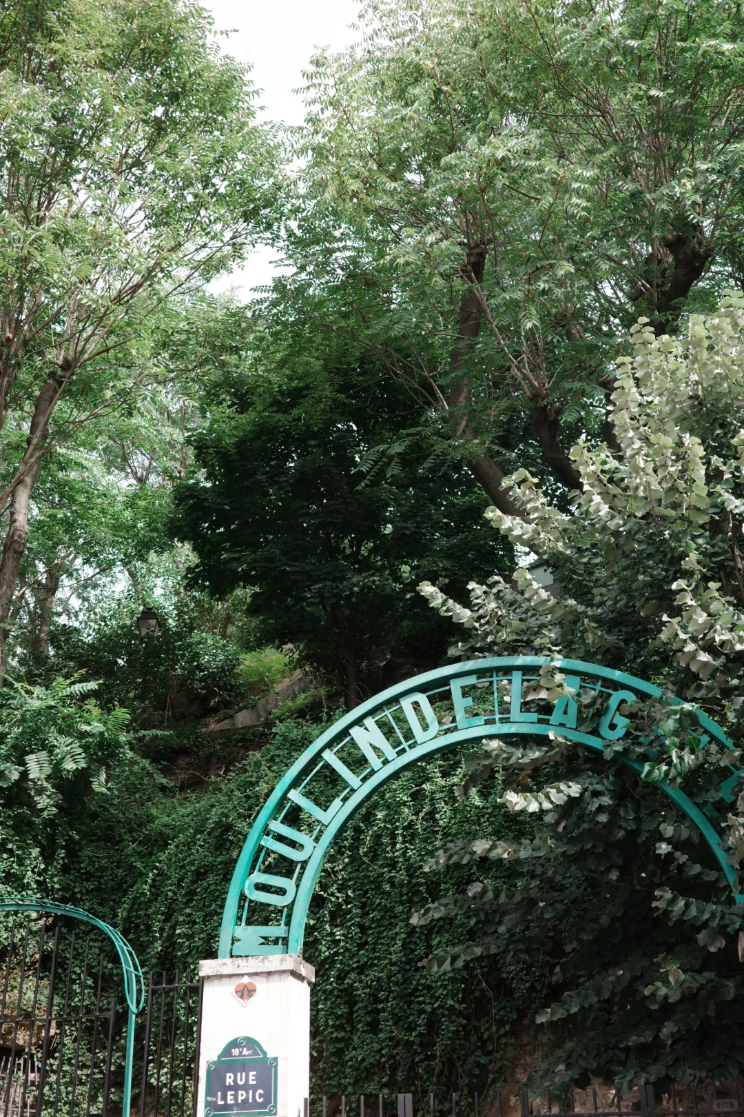 法国人的穿衣自由真的很法兰西！