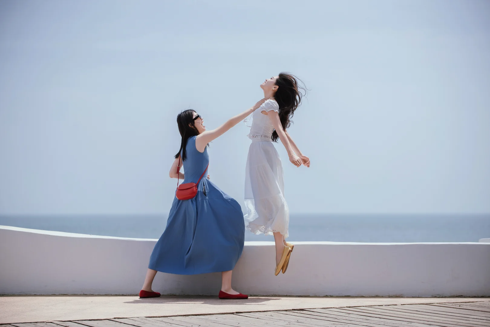 闺蜜海边氛围感创意拍照合集，快来收藏啦