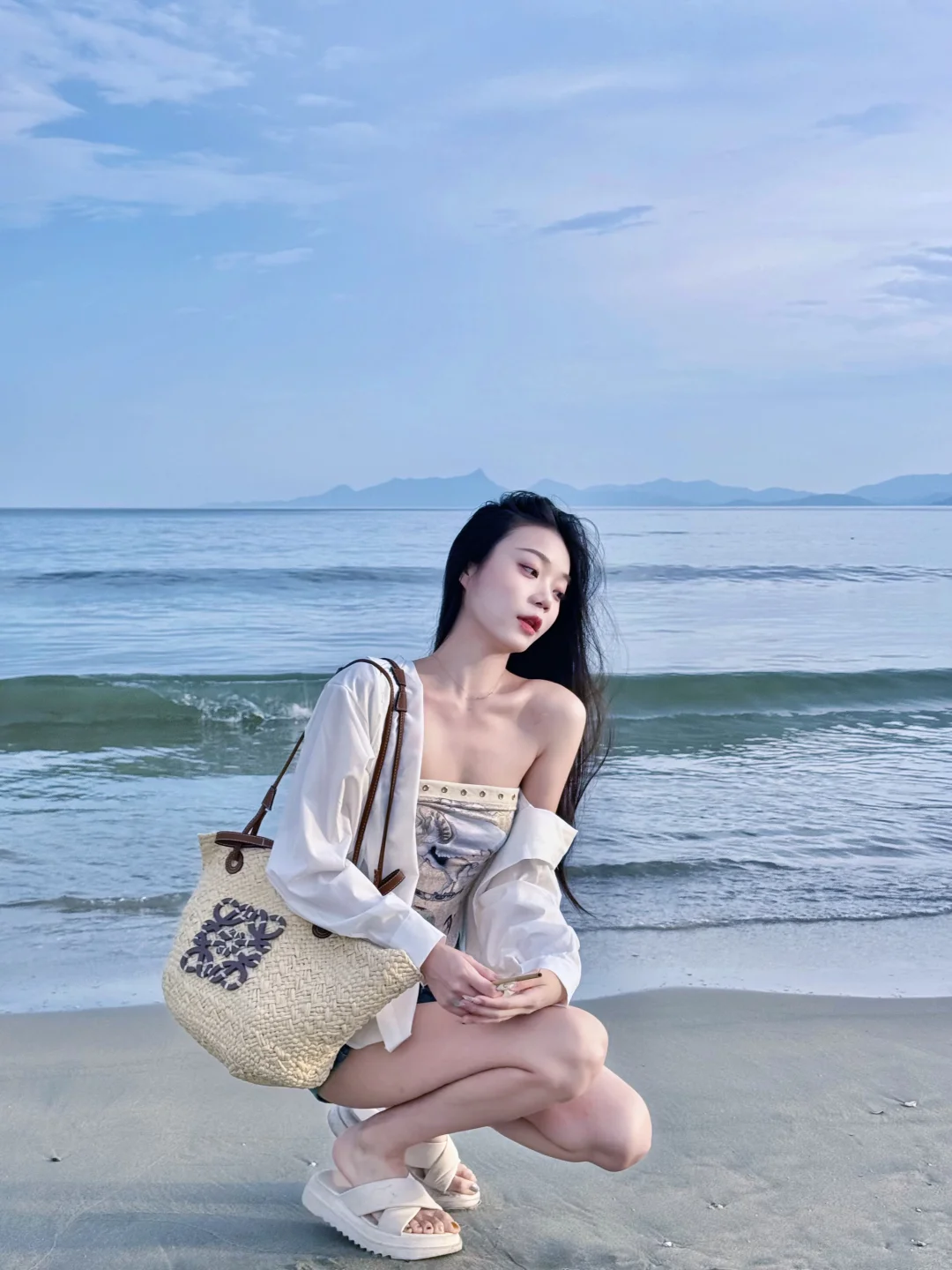 存一些在海滩边的拍照姿势?⋆｡♡˚ ༘ ? ?