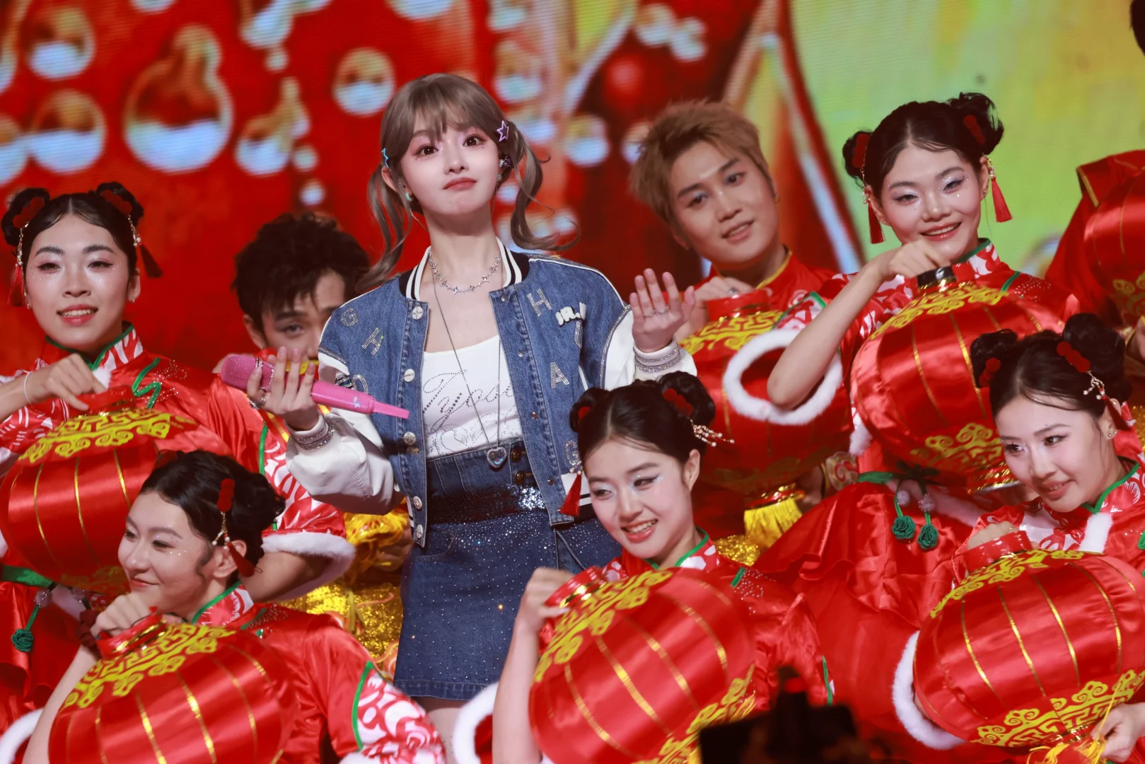 新战袍好看吗？！