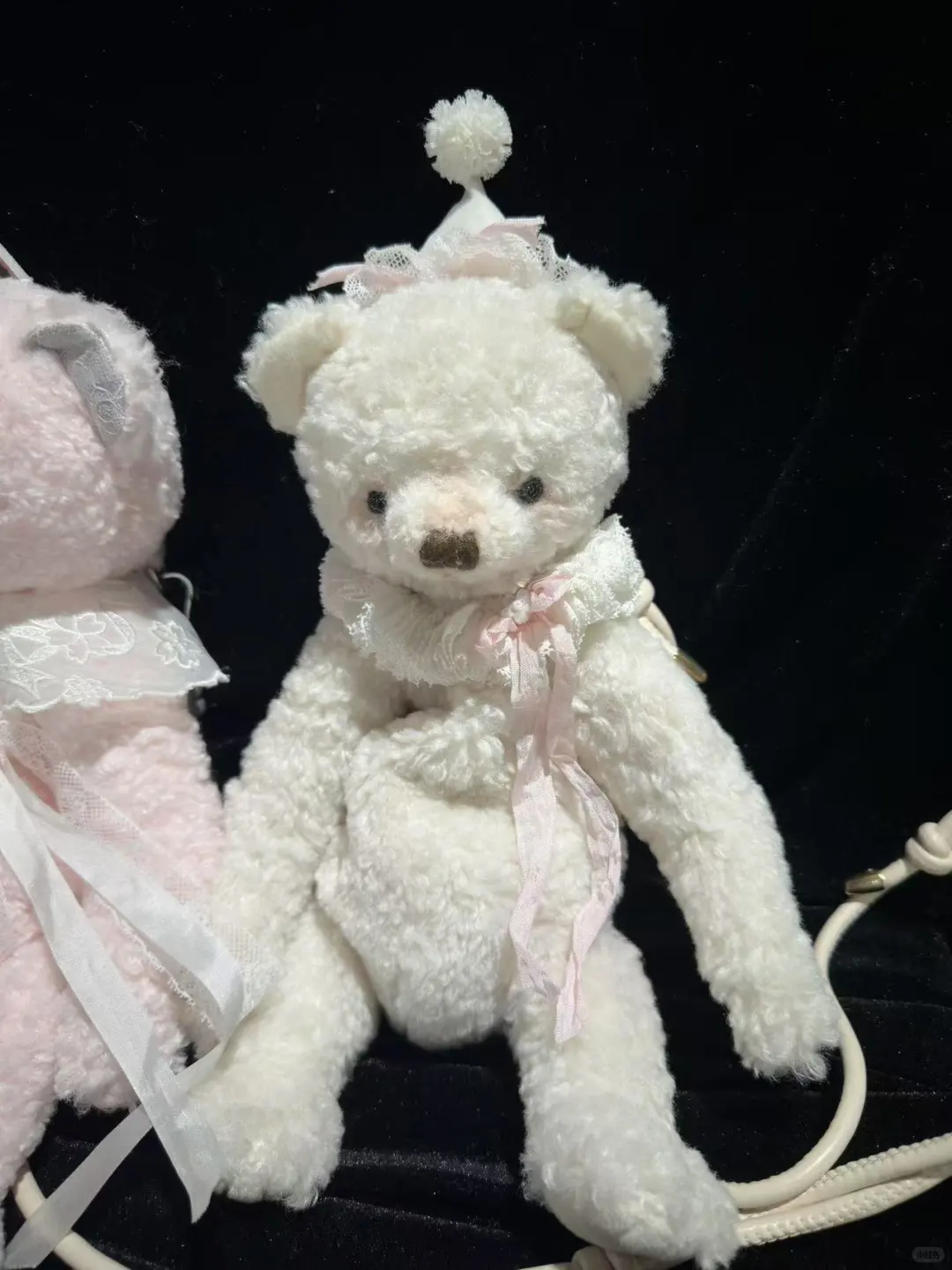 顶着高温推着轮椅逛了诺亚设计展。