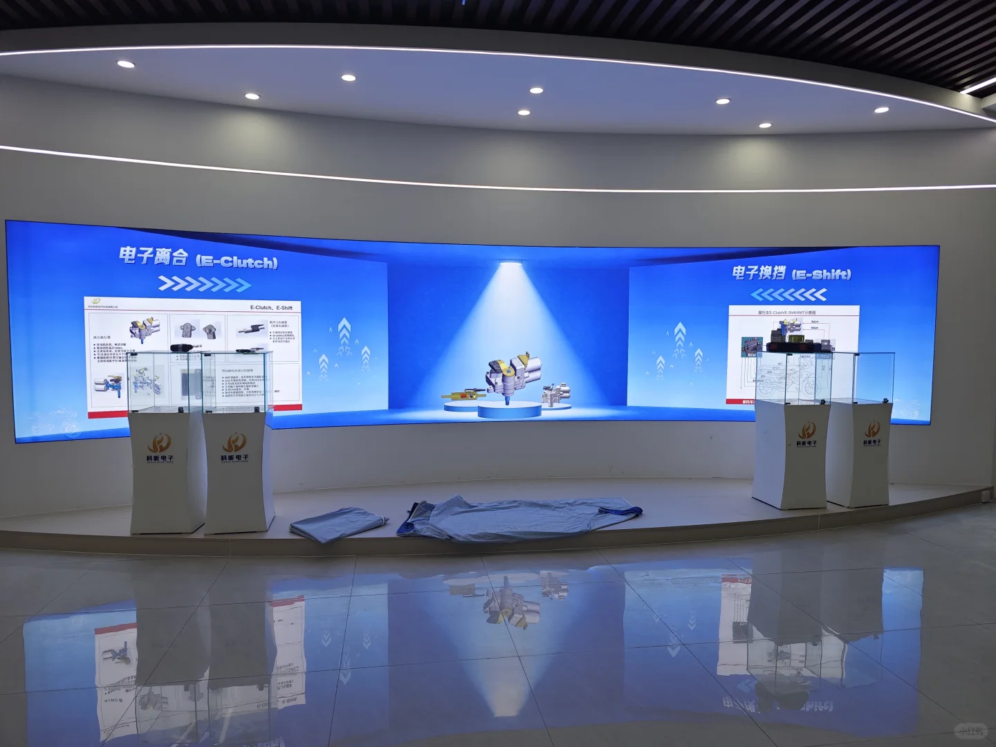 谁懂设计师作品展出的那一刻成就感嘿嘿嘿